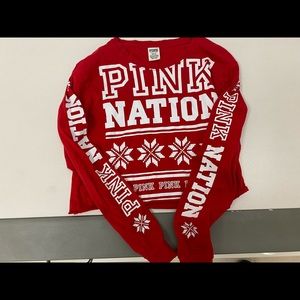 Pink long sleeve crop top